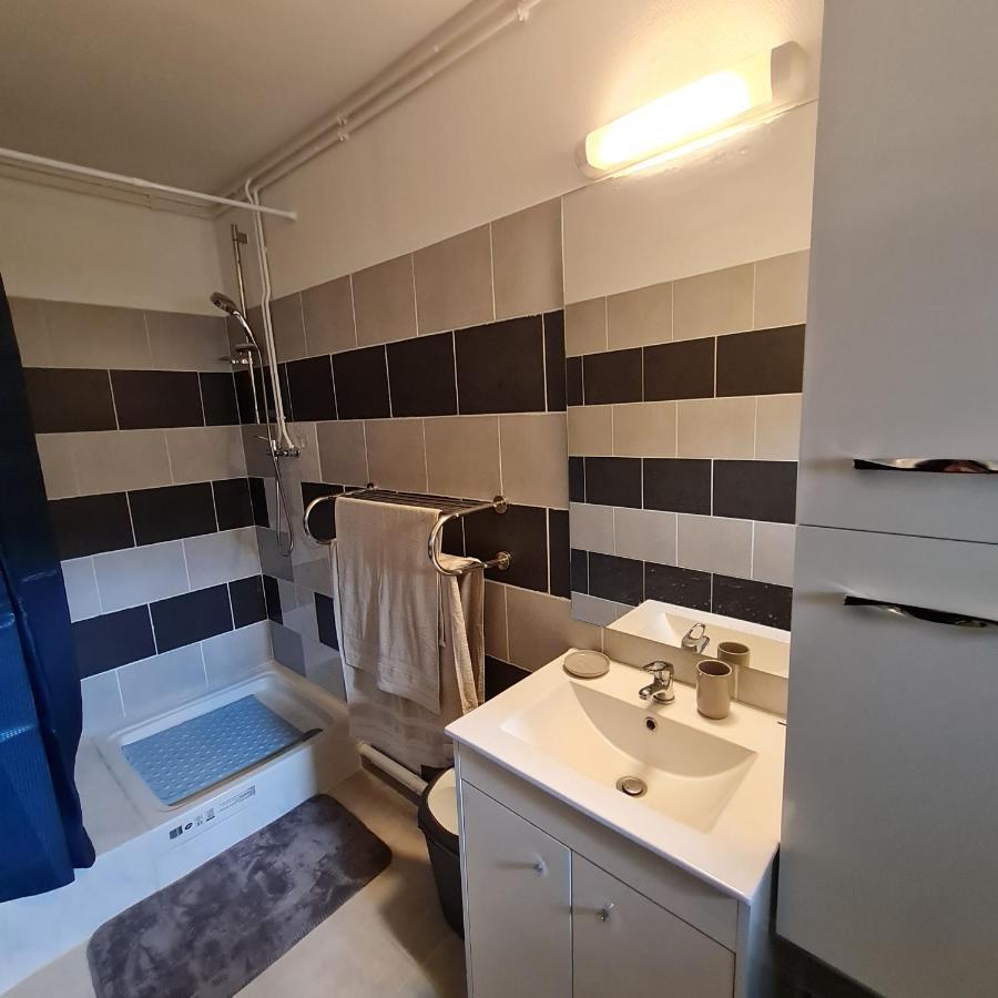 Le Commerce Pont-Sur-Yonne Kültér fotó